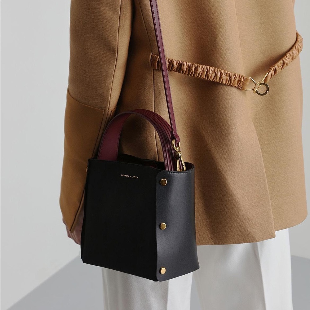Textured Bucket Bag